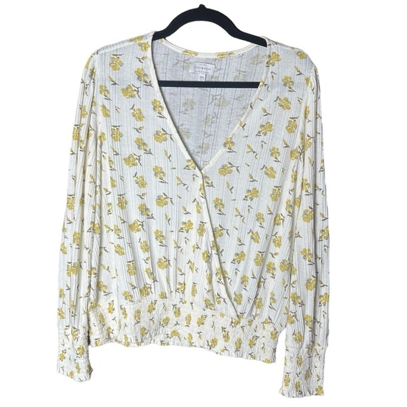Lucky Brand Floral Long Sleeve Smocked Blouse Size Medium - Picture 1 of 8